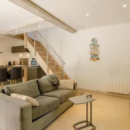 Le De L'eau Claire בית נופש